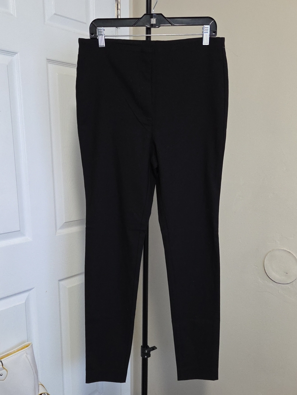 RW&CO. Black Slim Ponte Leggings